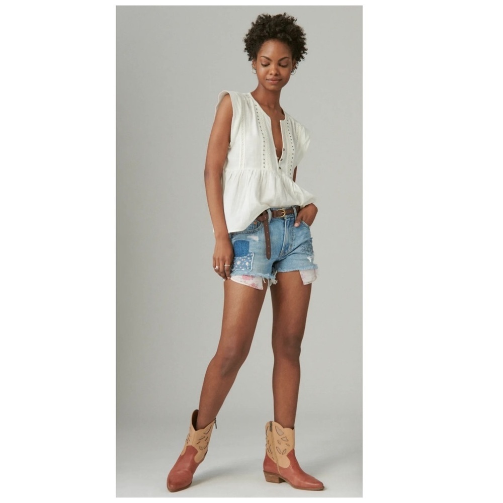 Lucky Brand x Laura Ashley Vintage Style Cowgirl Mid Rise Denim Boy Short | 6/28
